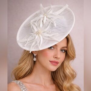 Floral Beaded White Fascinator Hat Derby Church Wedding Tea Formal Easter